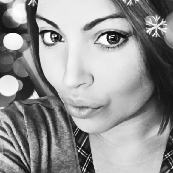 Meet your Seller, Emmy B! - Picture 4 of 14